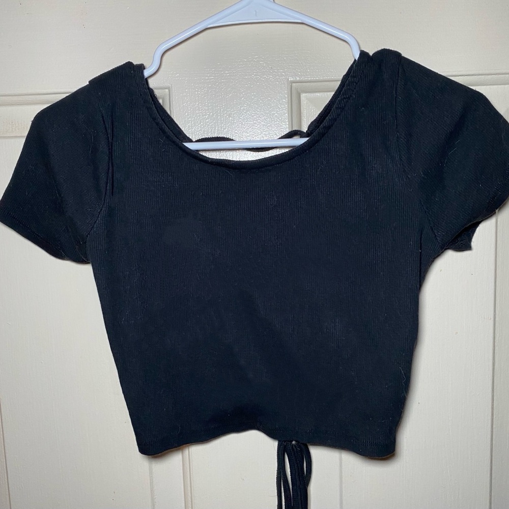 Wild Fable Open Back Black‎ Tied Baby Crop Tee M